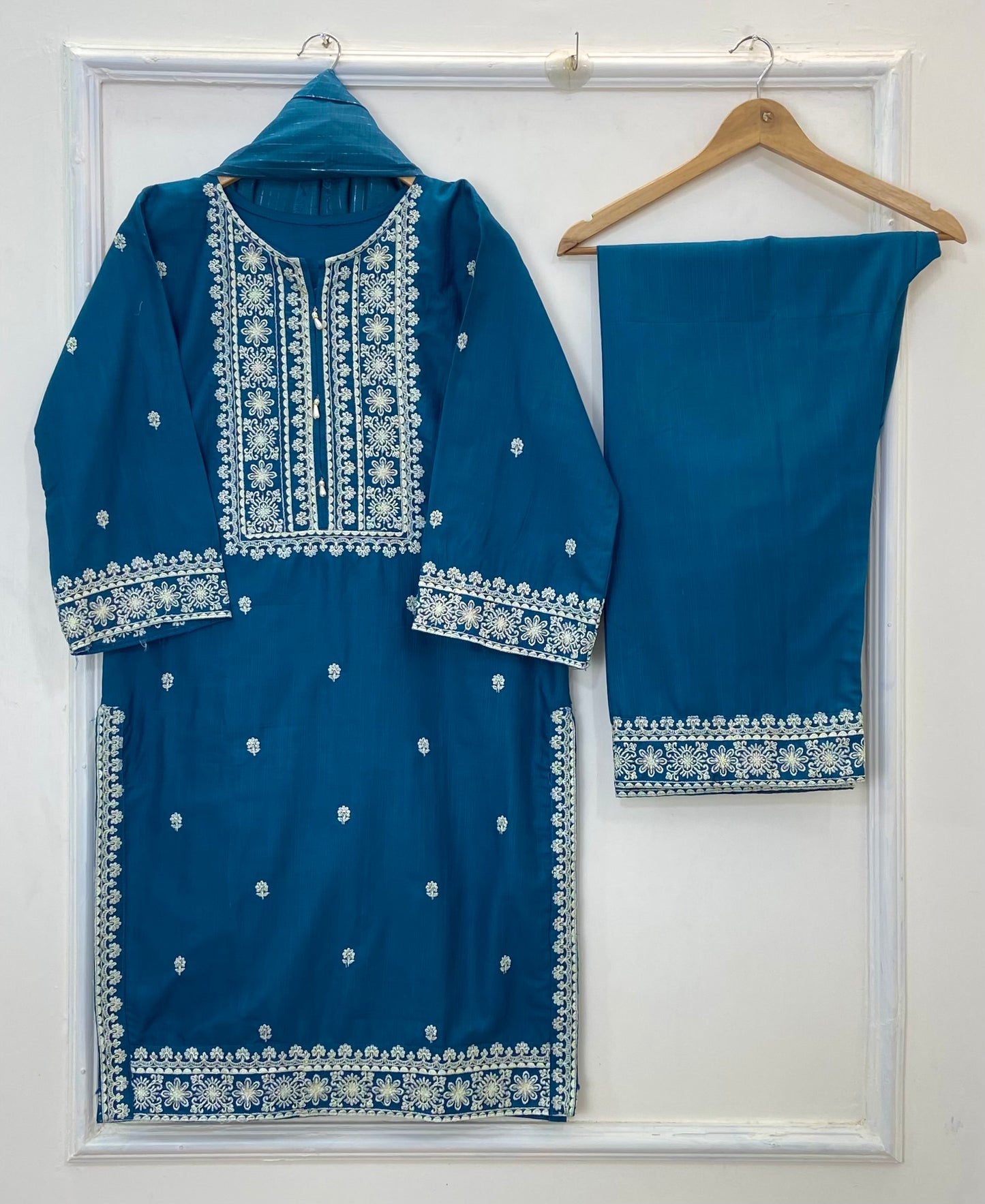 New Winter Edit 3PC (Khaddar) D-206