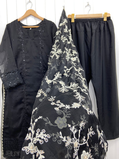 Raani | Festive Wear D-810