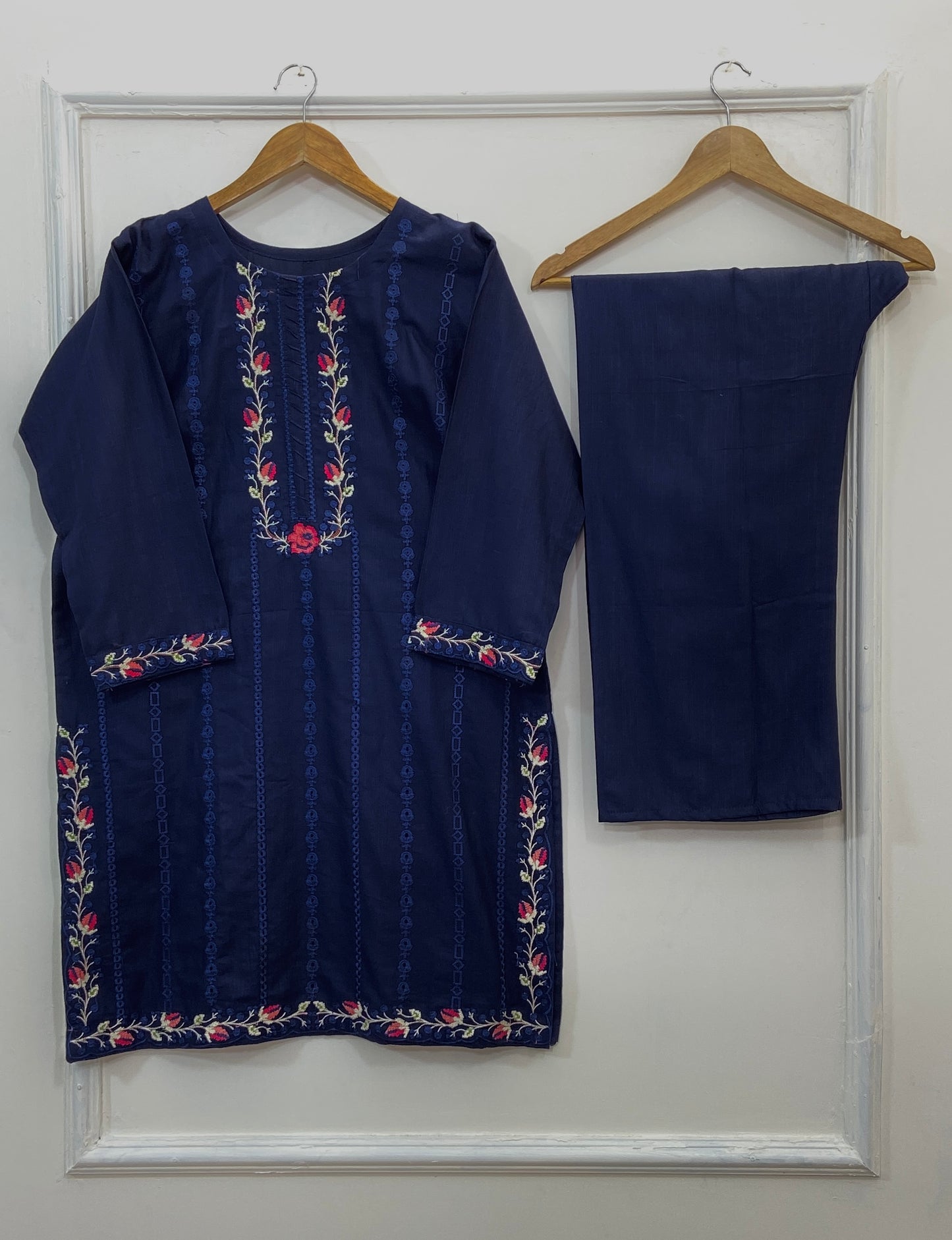 Decent Embroidered 2PC (Khaddar) D-153