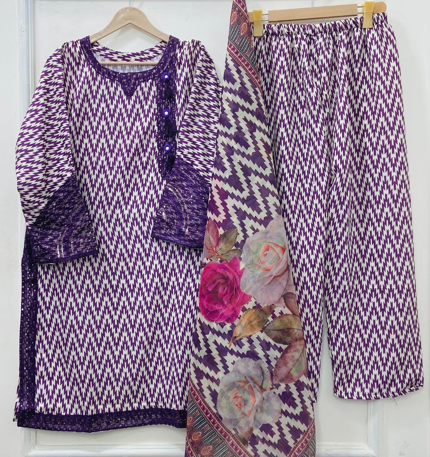 D-367  Bold Zebra 3PC (Bana Dora Silk)
