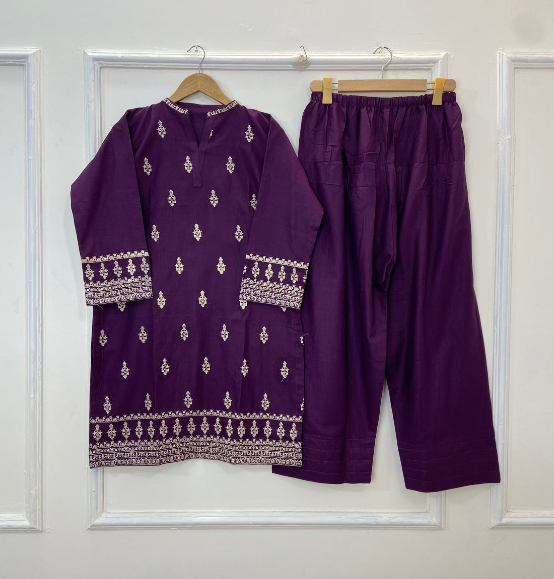 Farshi Shalwar Splendor 2PC (Khaddar)  D-180