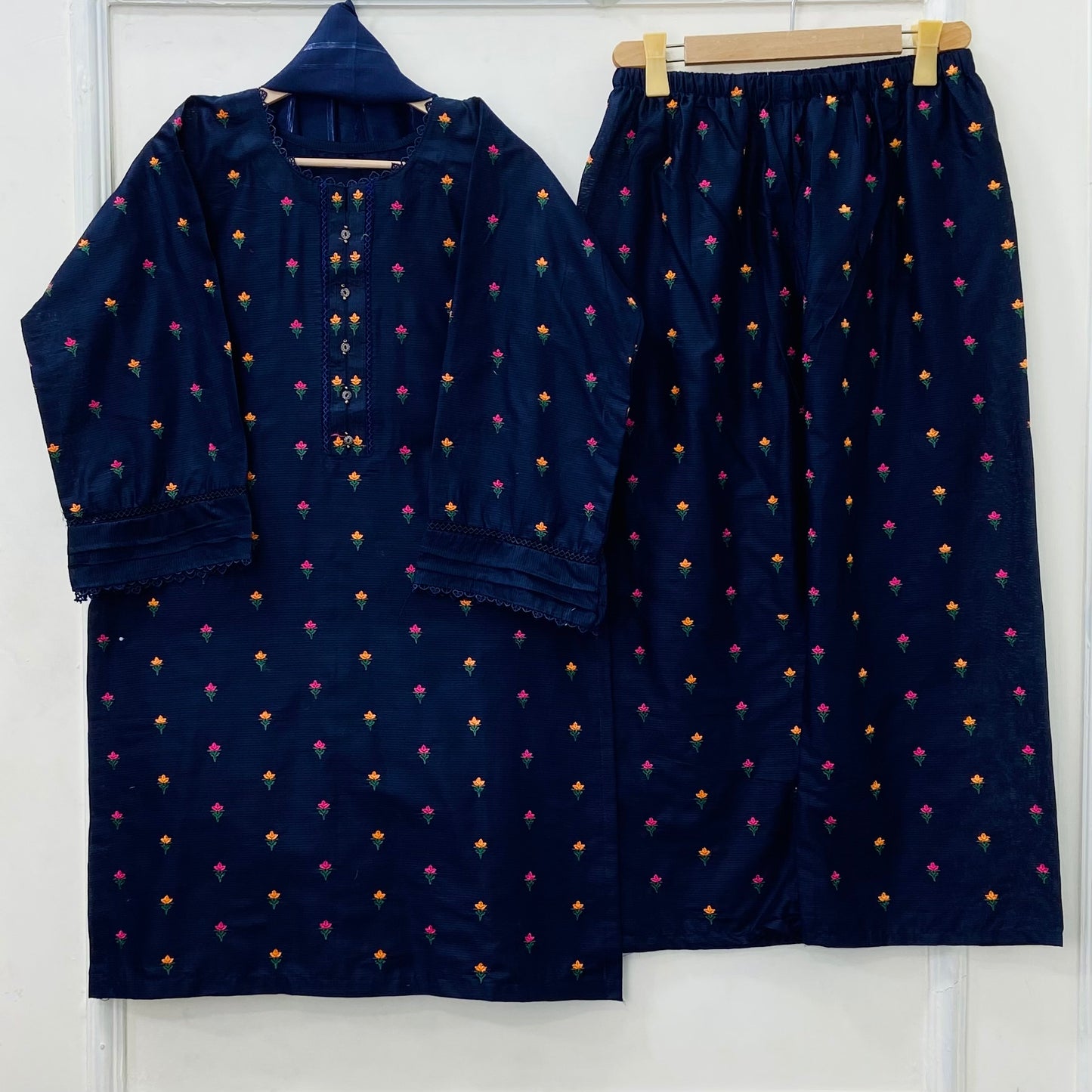 Tulip Embroidered 3PC (Premium Cotton) D-442