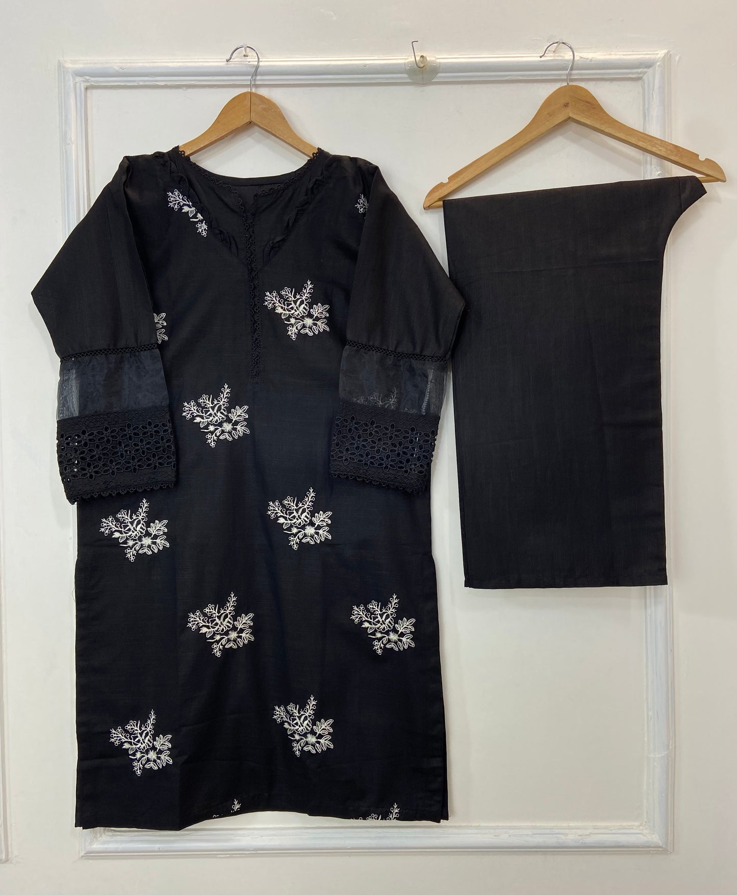 Lavish Embroidered 2PC (Best Seller) (Khaddar) D-174