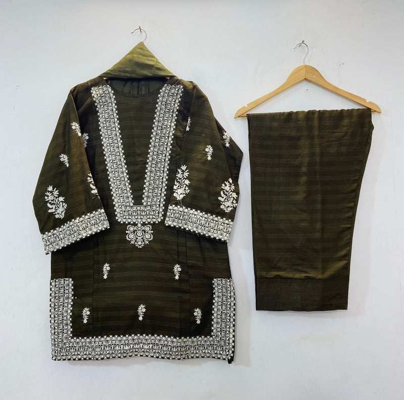 Embroidered Farshi 3PC (Cotton Lawn) D-69