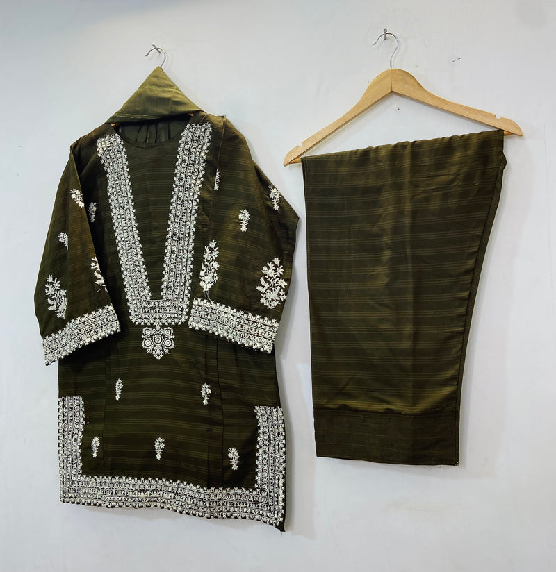 Embroidered Farshi 3PC (Cotton Lawn) D-69
