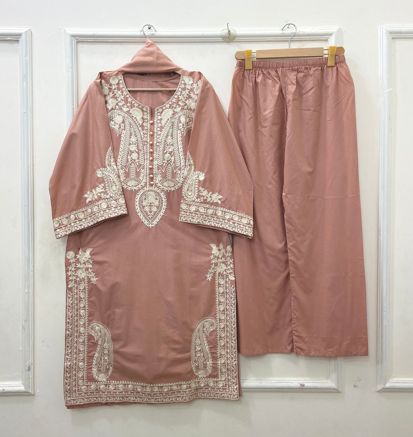 Zarnoor Embroidered | Cotton D-643
