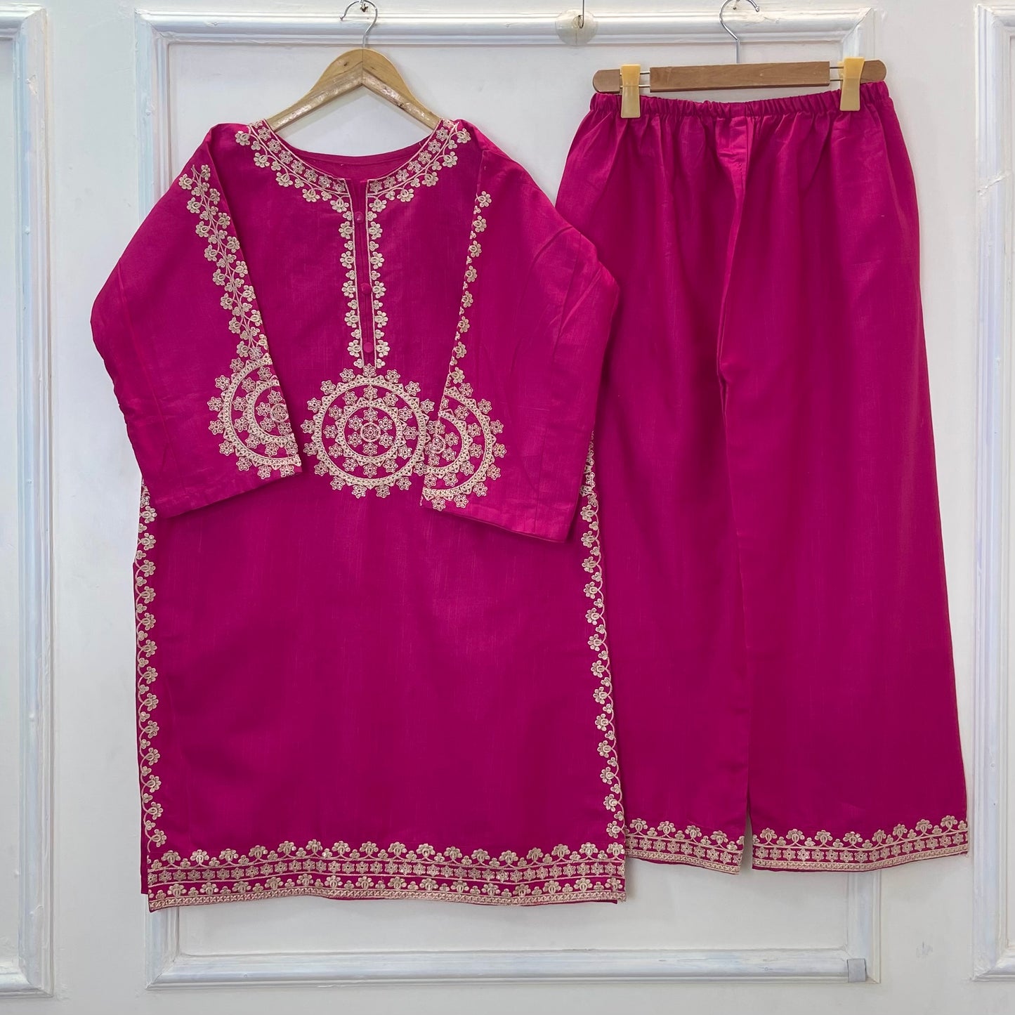 Embroidered Glamour 2PC (Khaddar) D-271