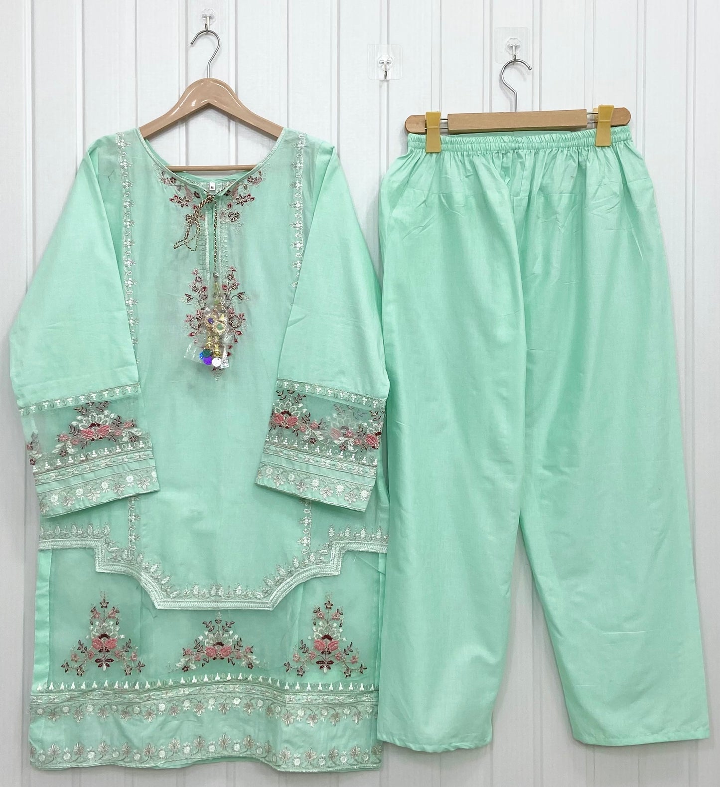 Article No: D-762