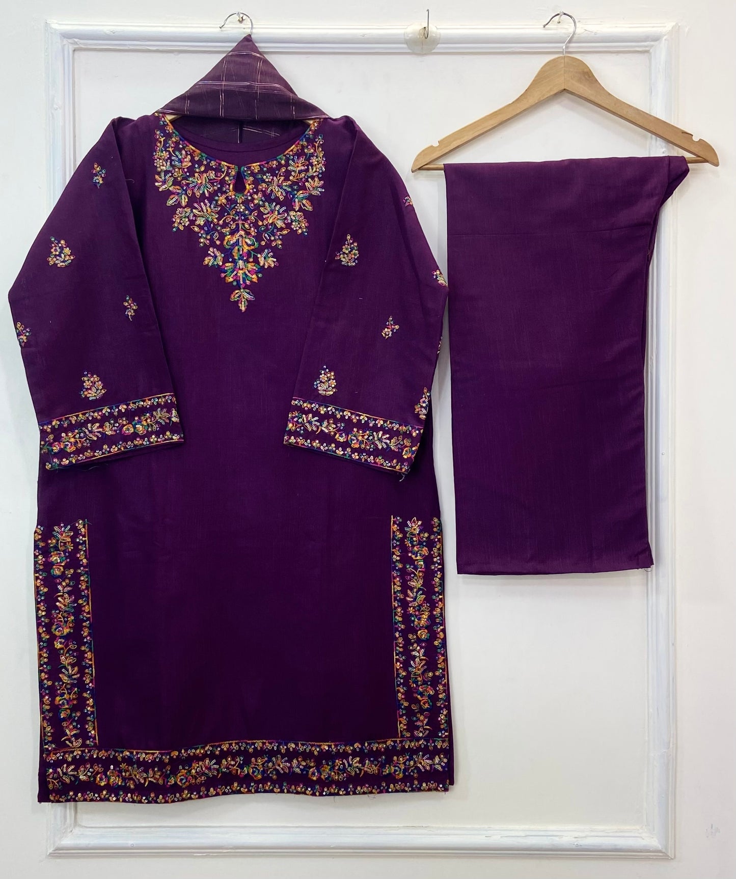 Multi Embroidered 3PC (Khaddar) D-218