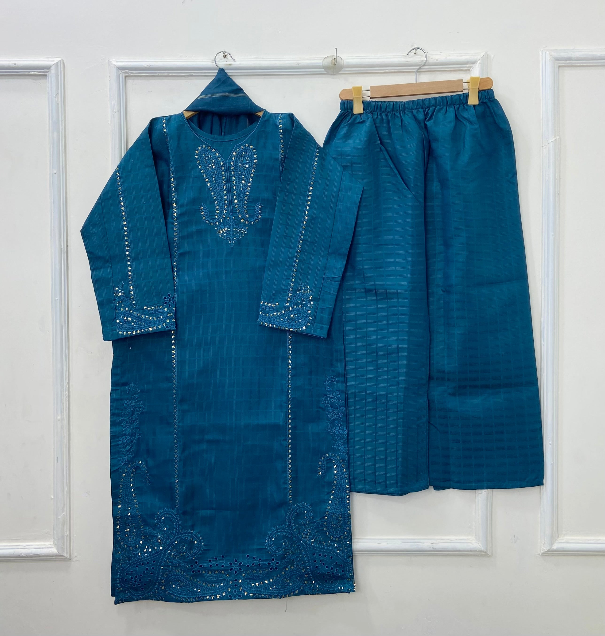 Eid Edit: Embroidered 3PC (Premium Cotton) D-452