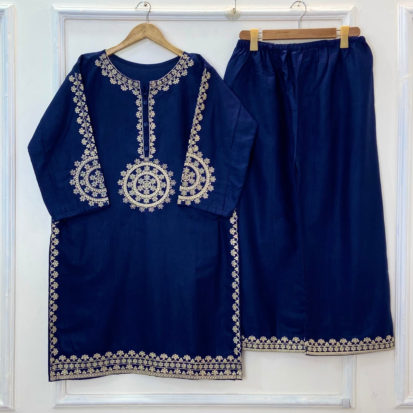 Embroidered Glamour 2PC (Khaddar) D-271