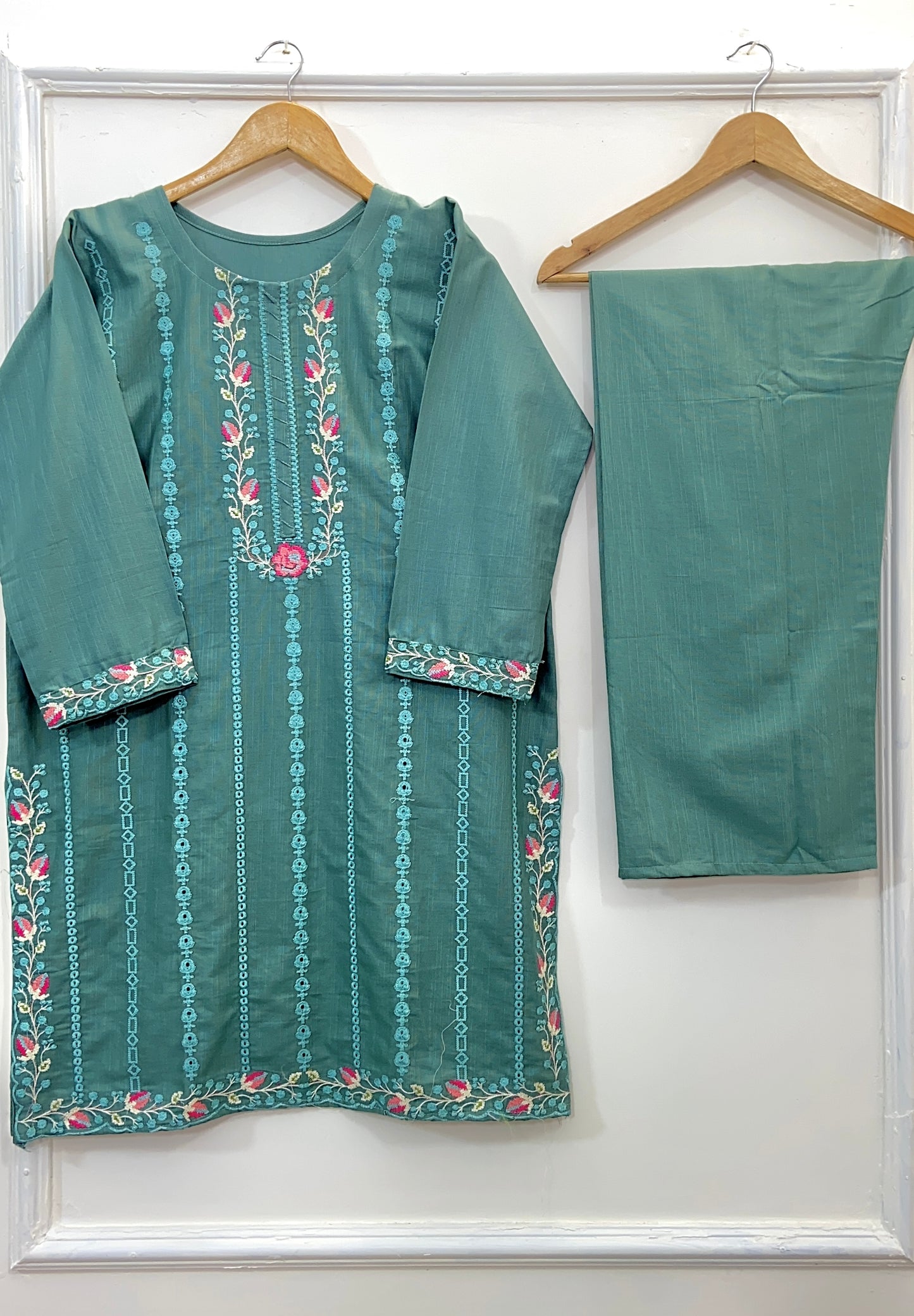 Decent Embroidered 2PC (Khaddar) D-153