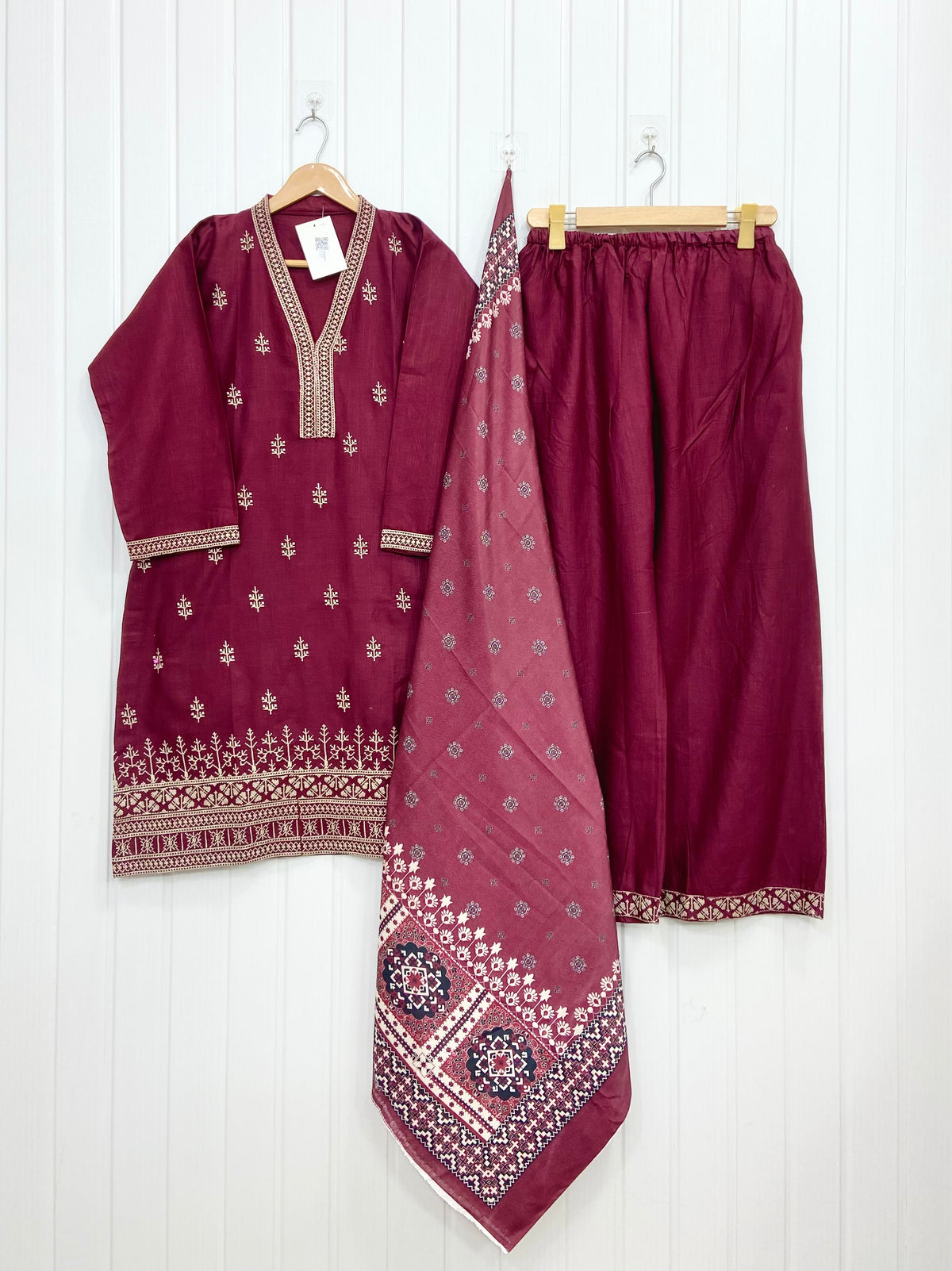 Article: D-1144 Khaddar