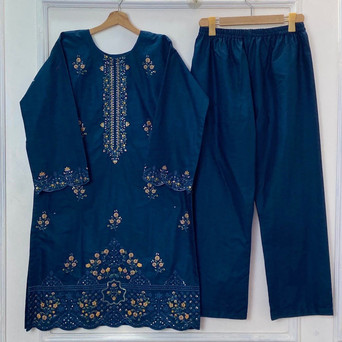Sparkle Embroidered 2PC (Premium Cotton) D-362