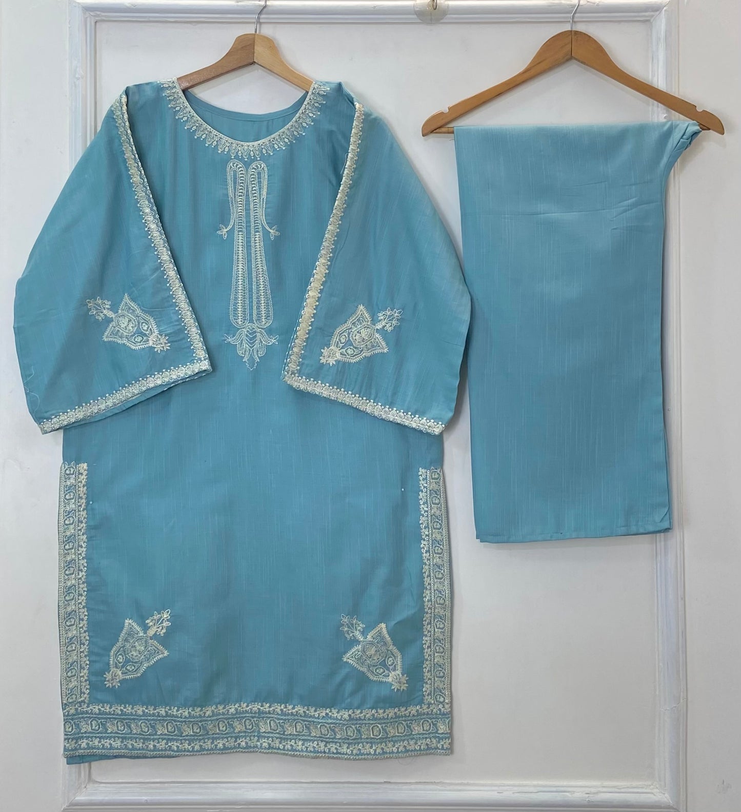 Front & Back Embroidered 2PC (Khaddar) D-320
