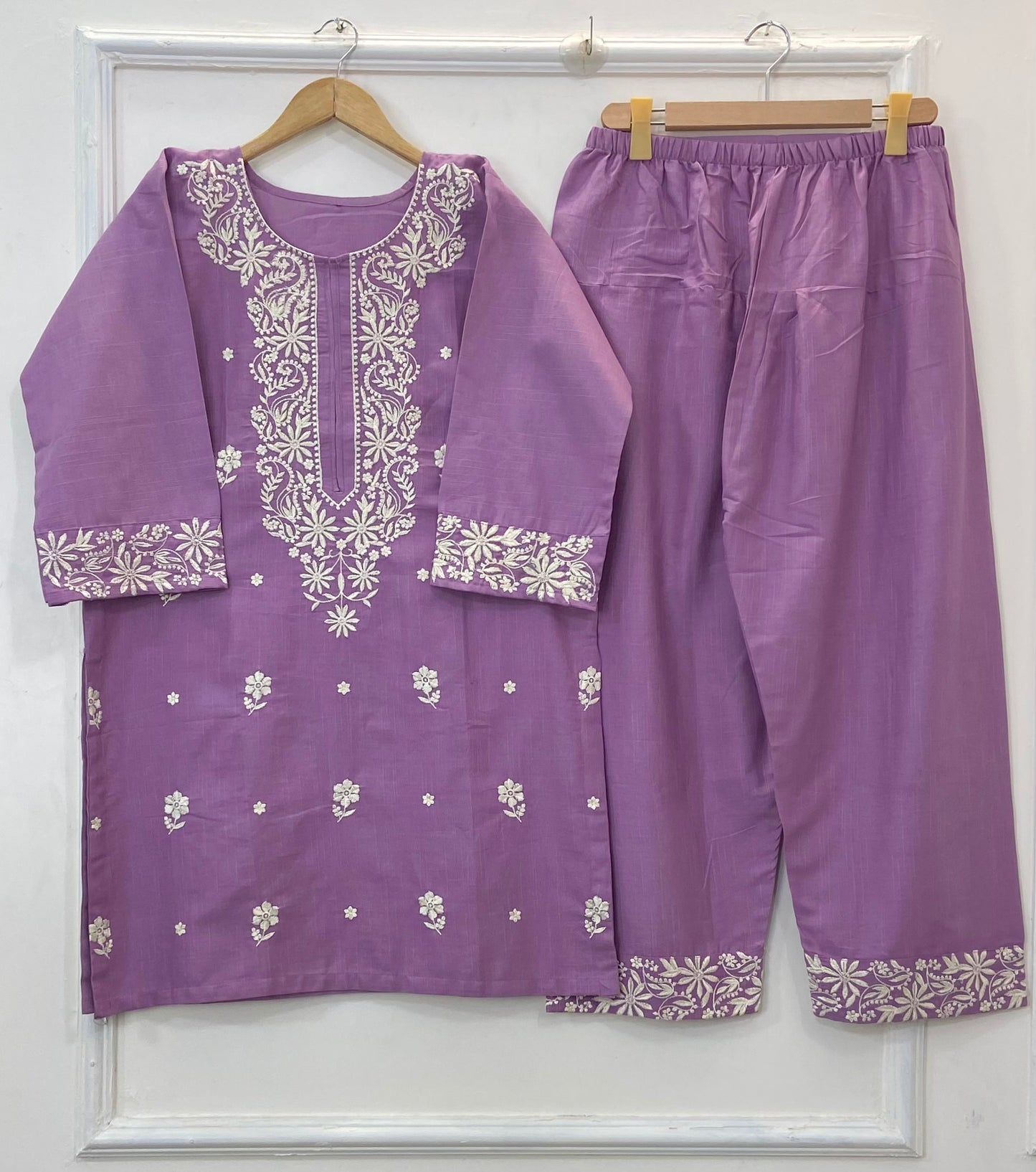 Embroidered Farshi Style 2PC 
(Khaddar) D-285