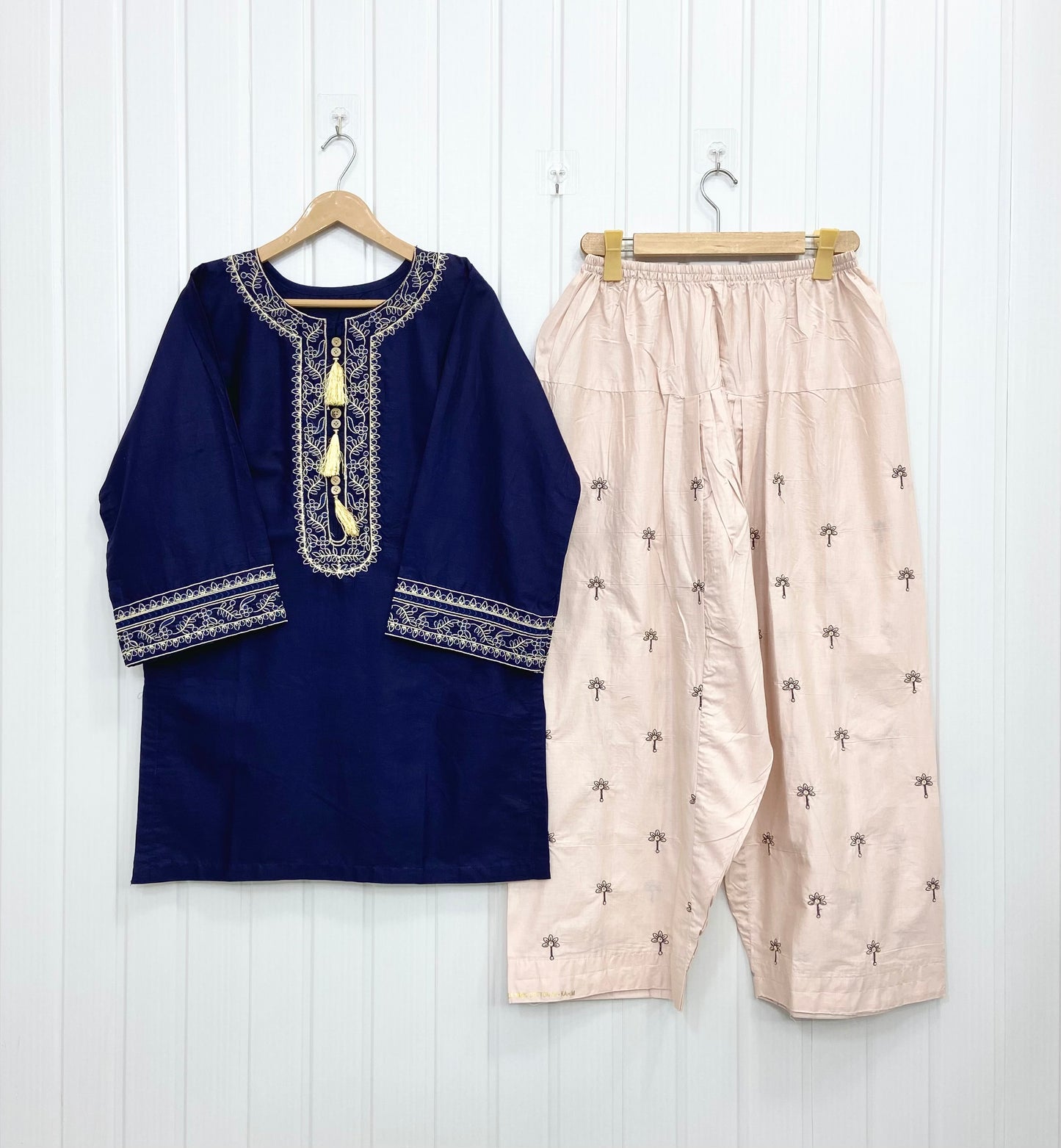 Article no: D-811 Cotton 2piece