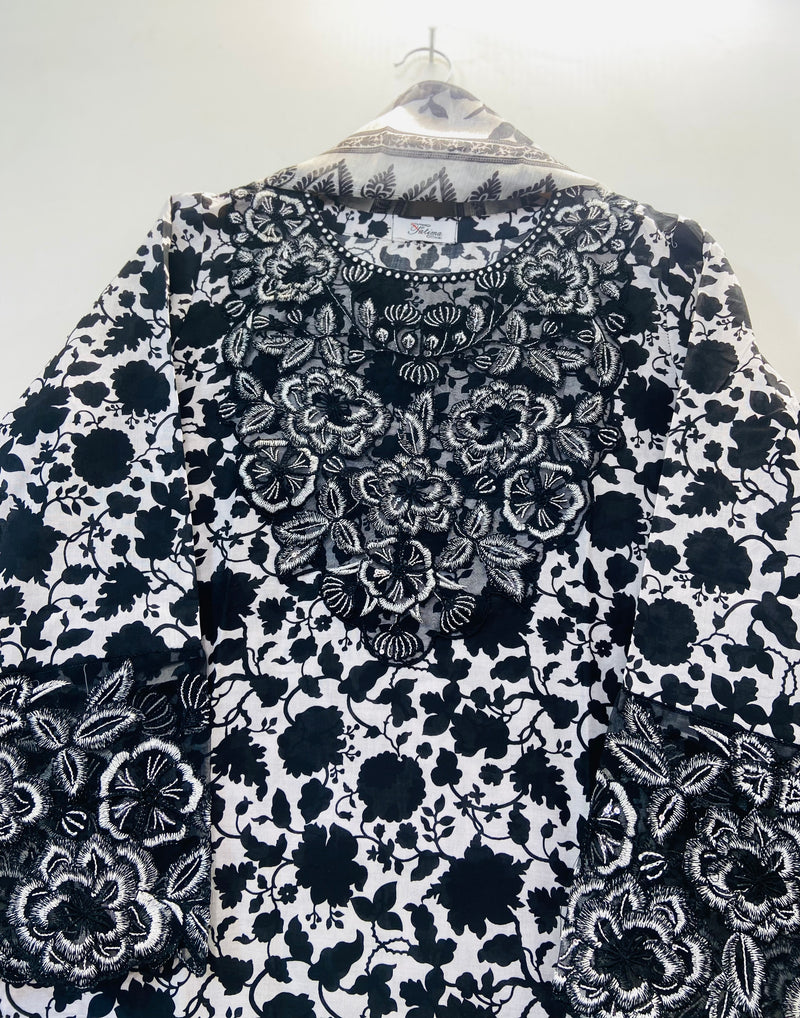 Black Beauty 3PC (Premium Lawn) D-49