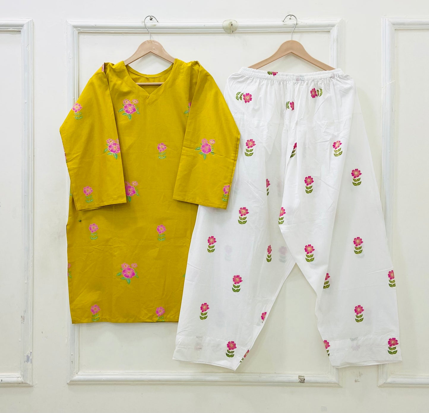 Article No: D-703 Cotton Lawn