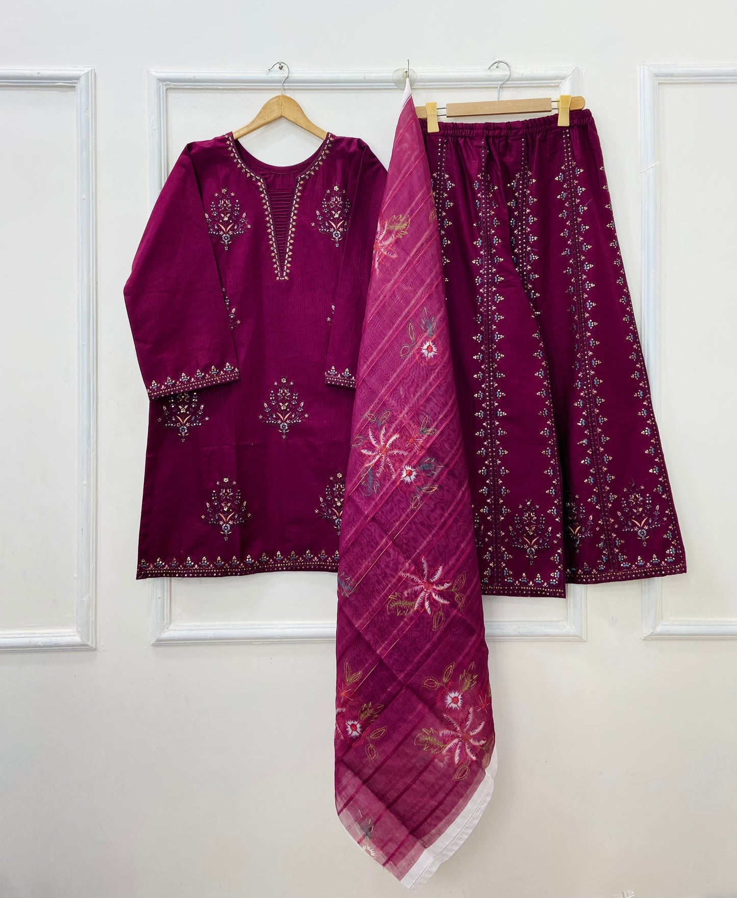 Heavily Eid Embroidered 3PC (Premium Cotton) D-451
