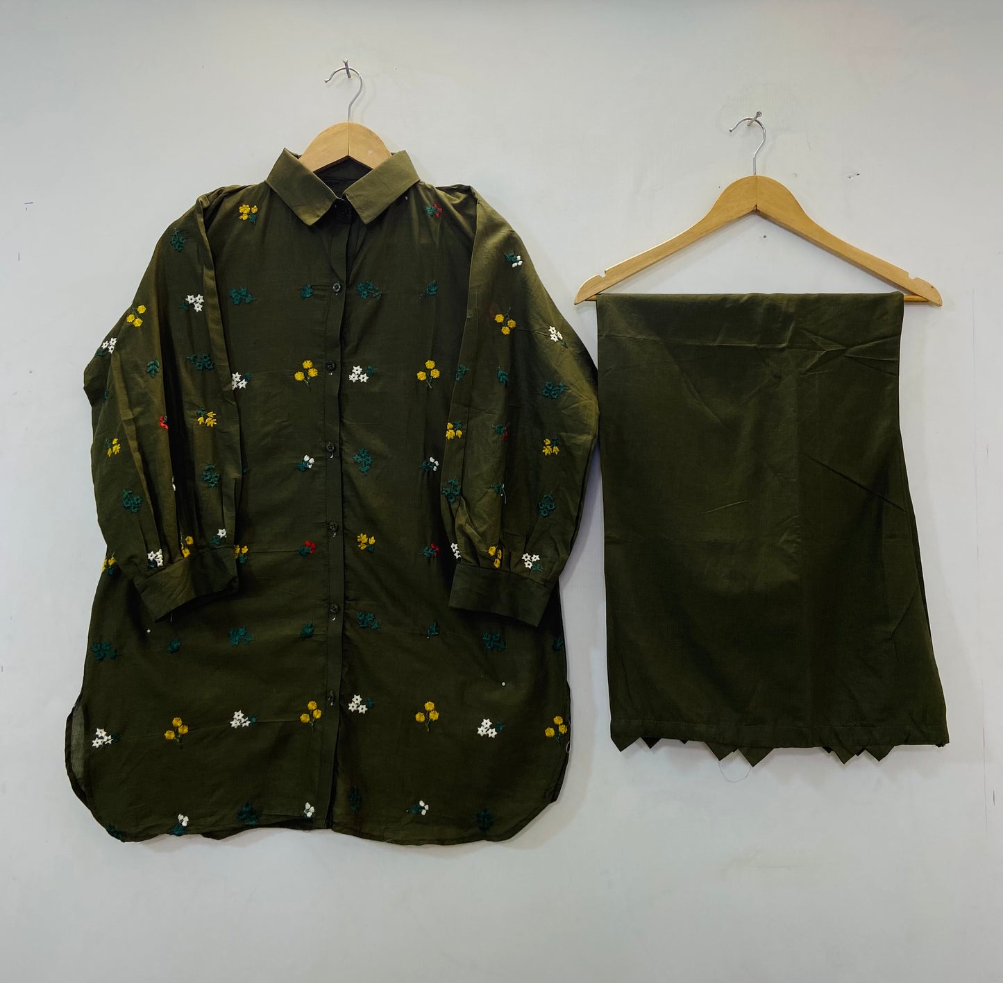 Collar Style Embroidered Co-ord Set (Cotton Lawn) D-53