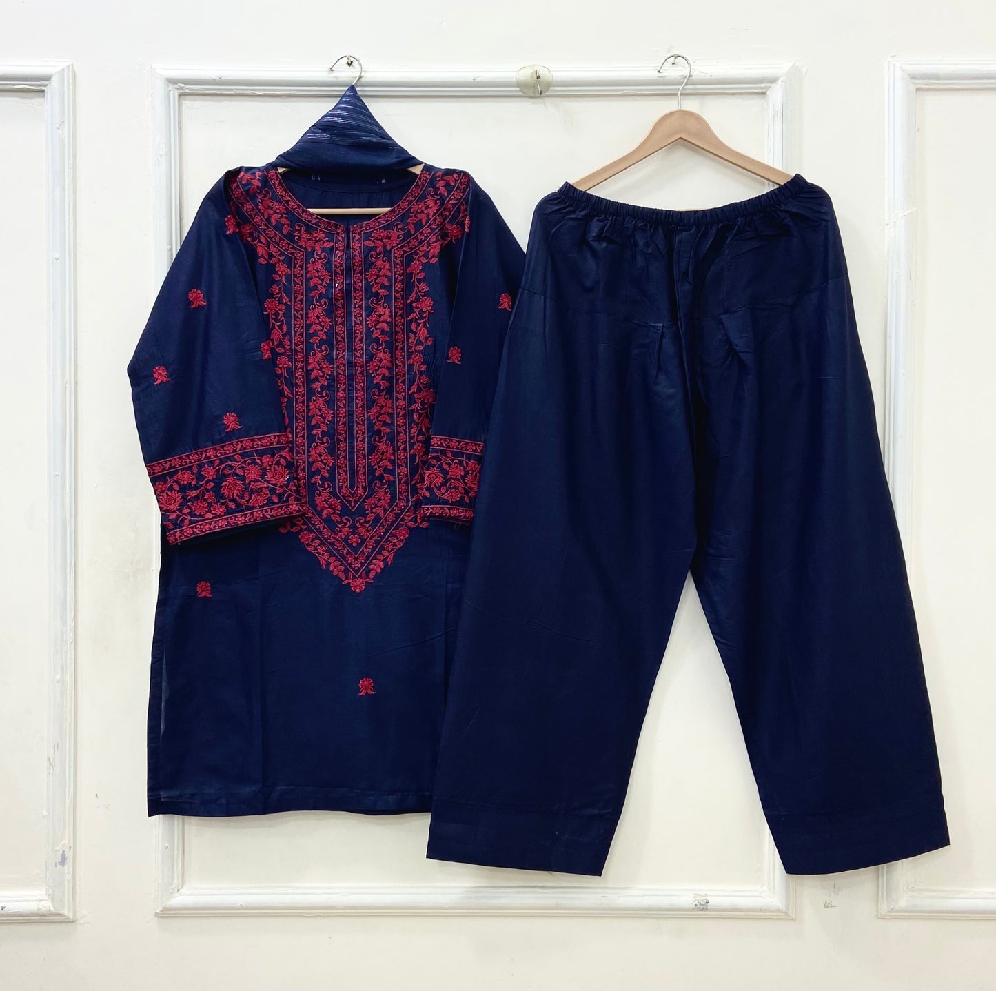 Farshi Finesse | 3PC Cotton Lawn D-669