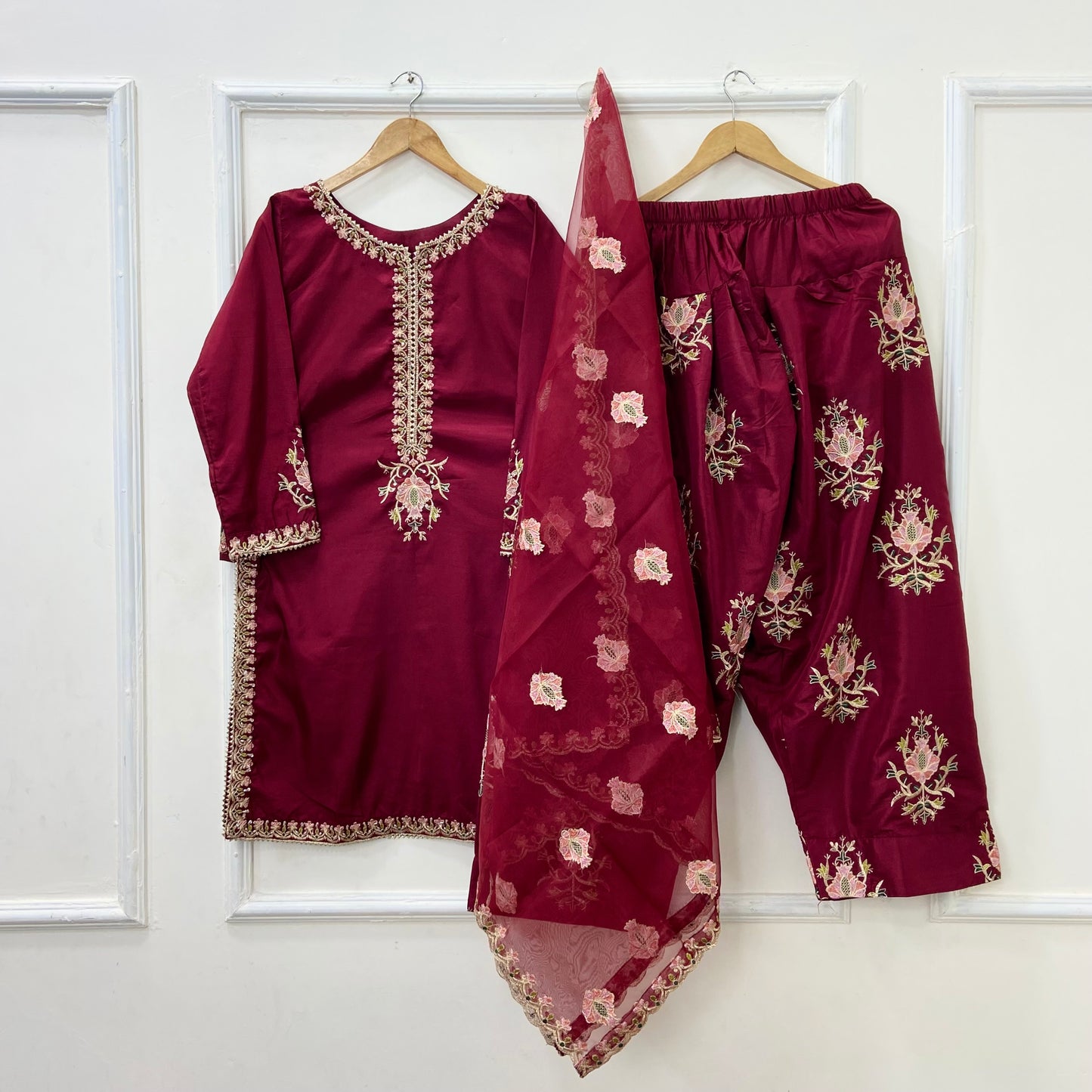 Shehnai 3PC (Raw Silk) D-501