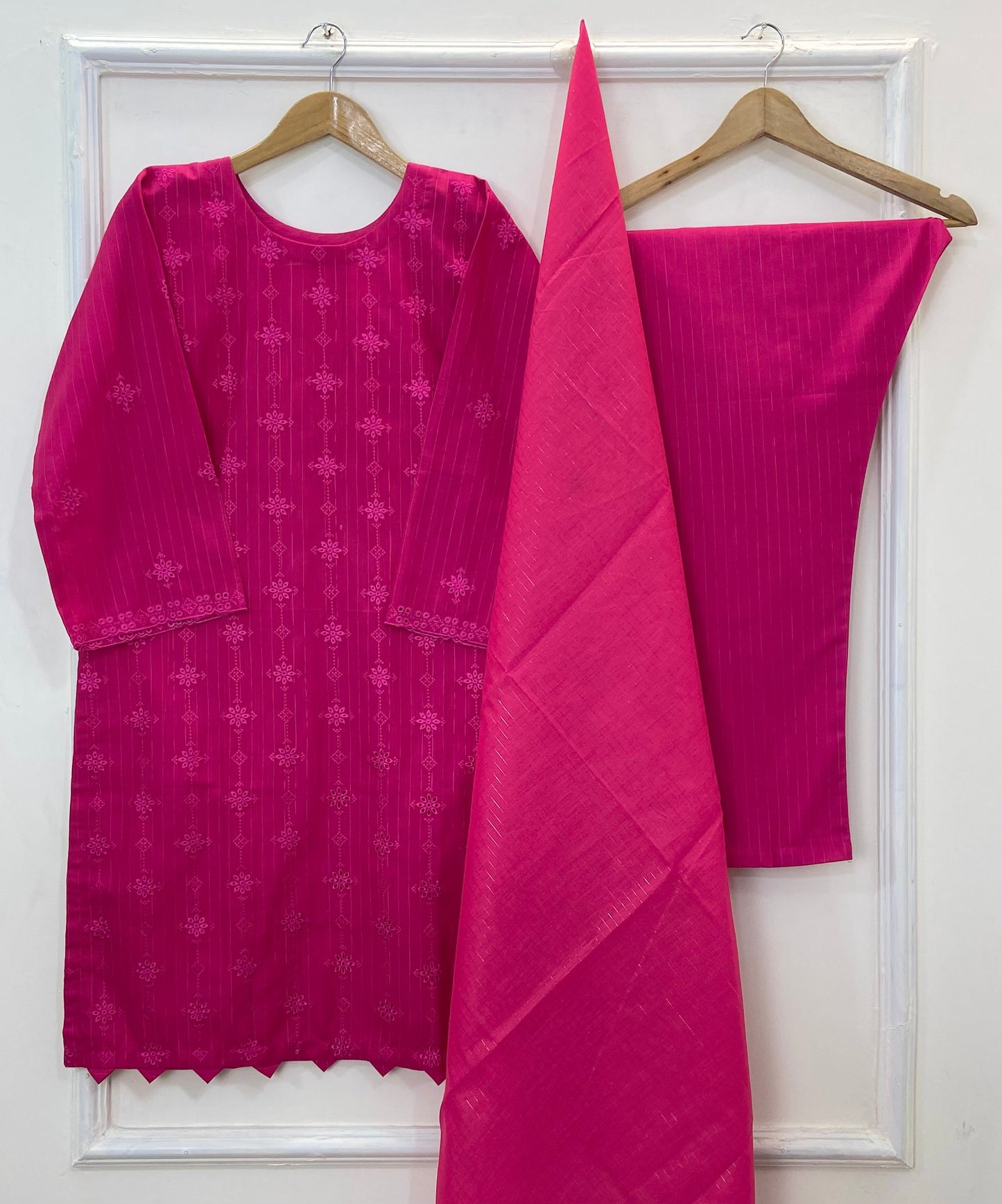 Regular Embroidered 3PC (Khaddar) D-217