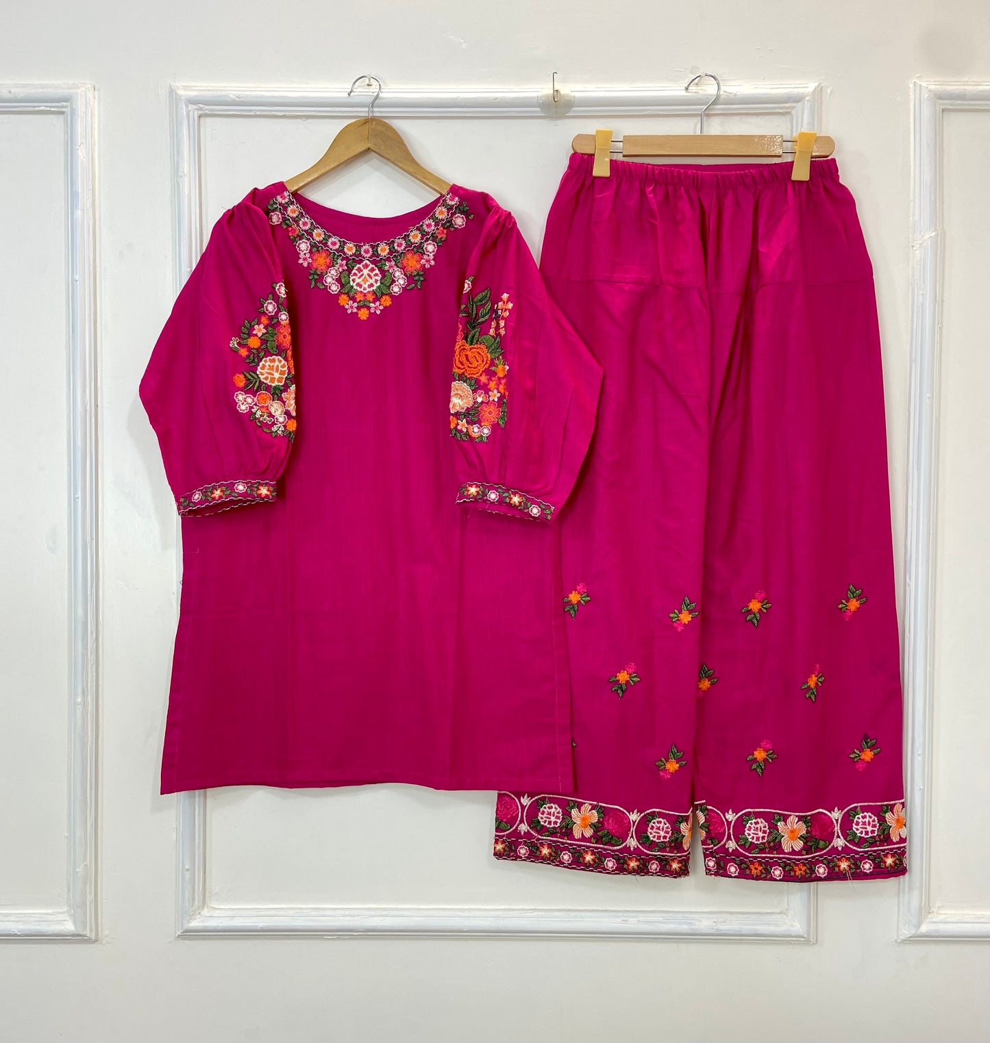 Embroidered Farshi Beauty 2PC (Khaddar) D-176