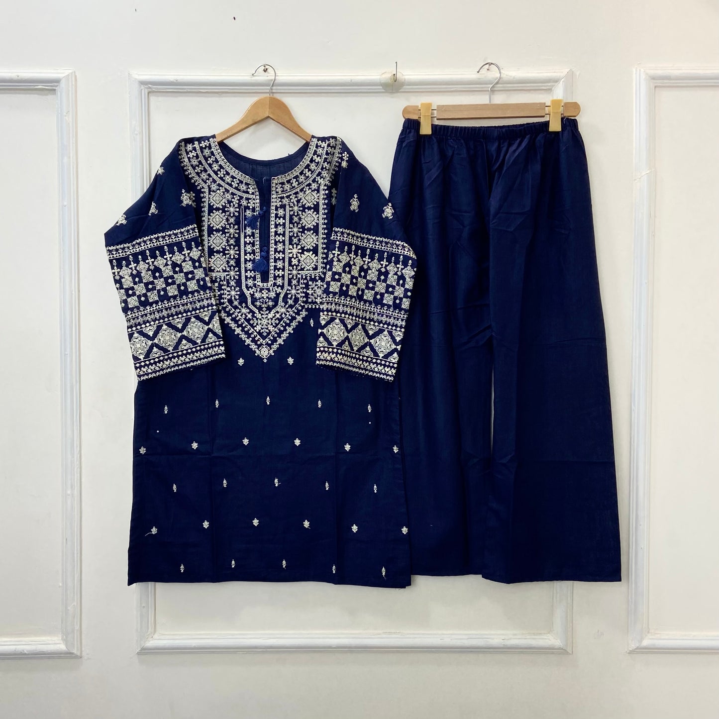 Cross-Stitched Embroidered 2PC (Khaddar) D-383