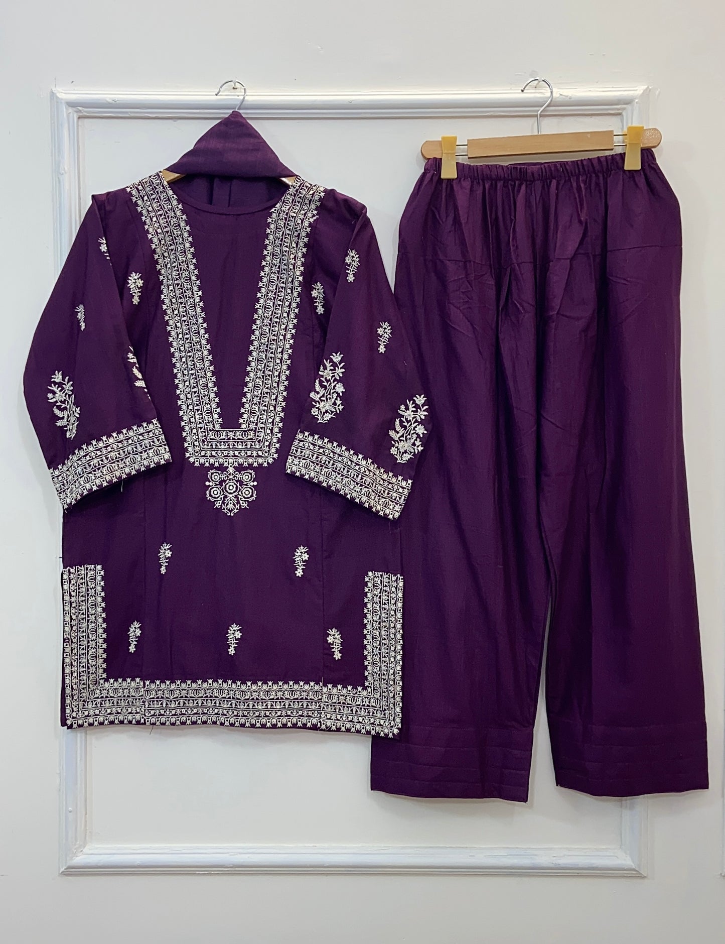 Embroidered Farshi 3PC (Khaddar) (Best Seller) D-155