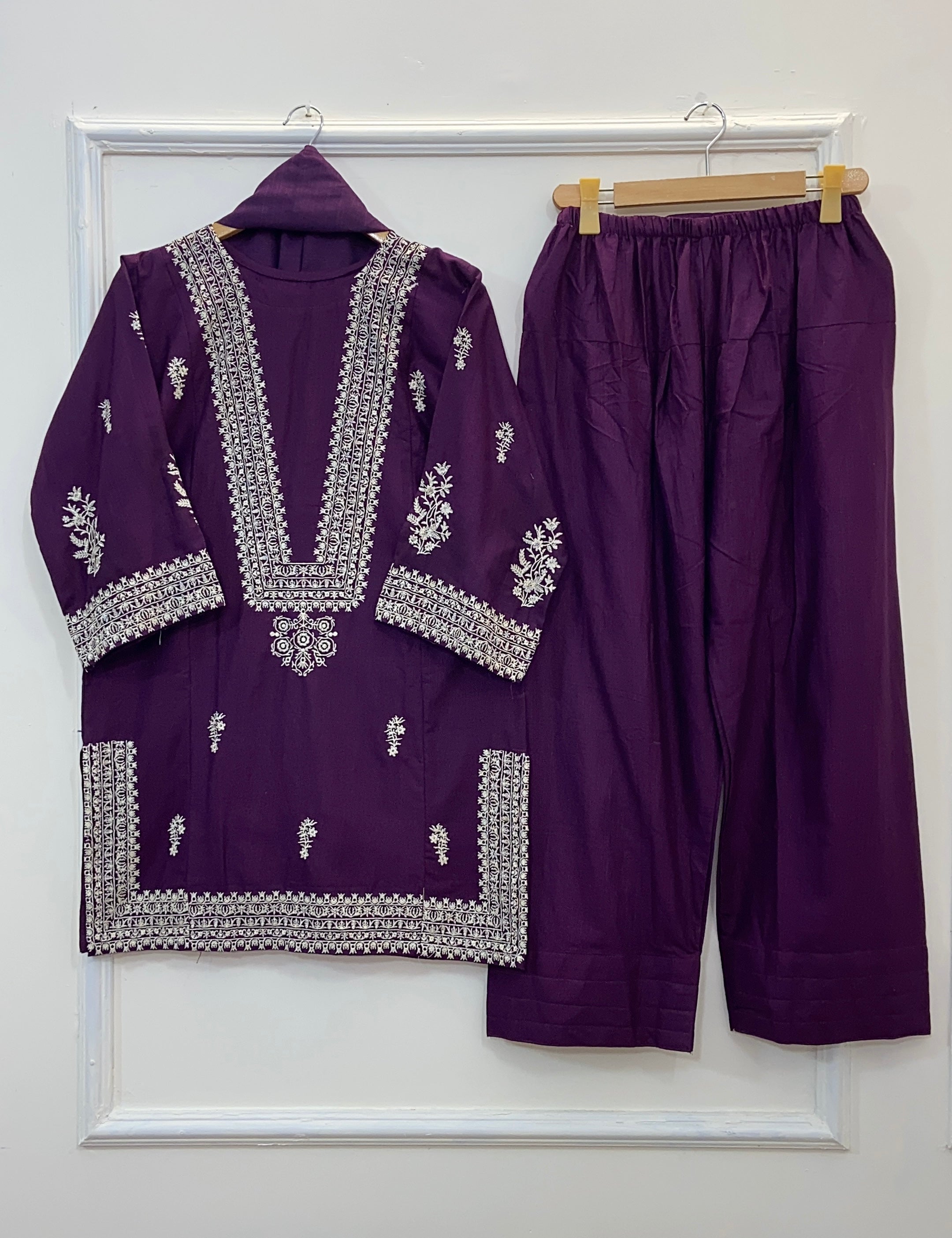 Embroidered Farshi 3PC (Khaddar) (Best Seller) D-155