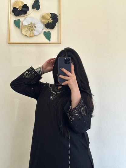 Guluna Formals Black | 3PC Lawn Cotton D-572