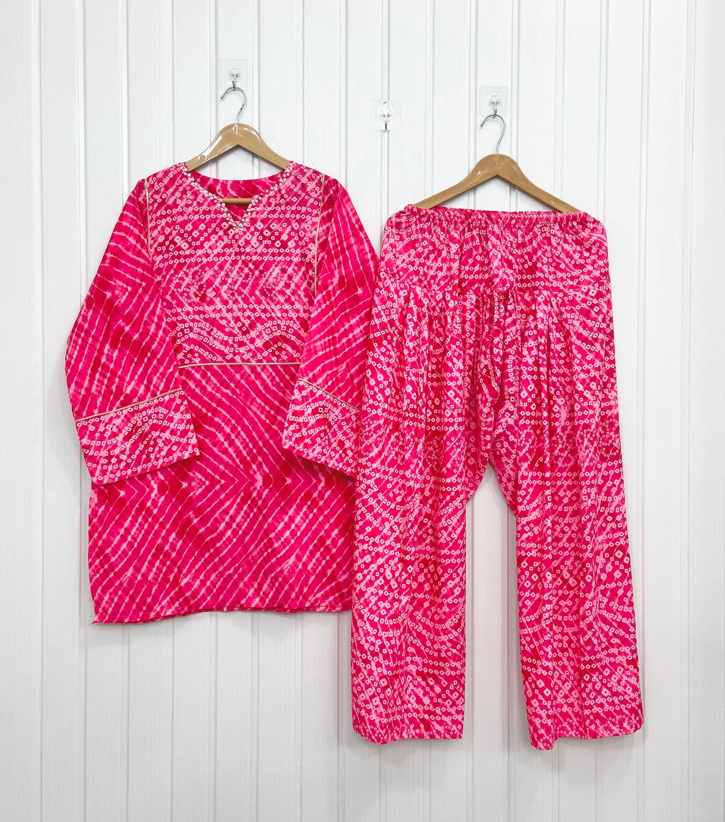 Rosy | Farshi D-827