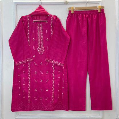 Classic Embroidered 3PC (Khaddar) D-307