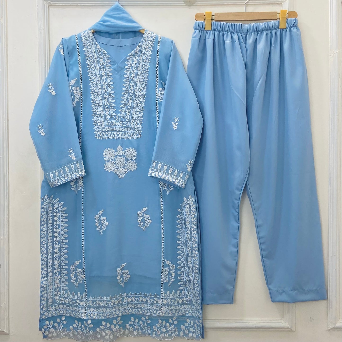 Afroze Embroidered 3PC (Chiffon) D-385
