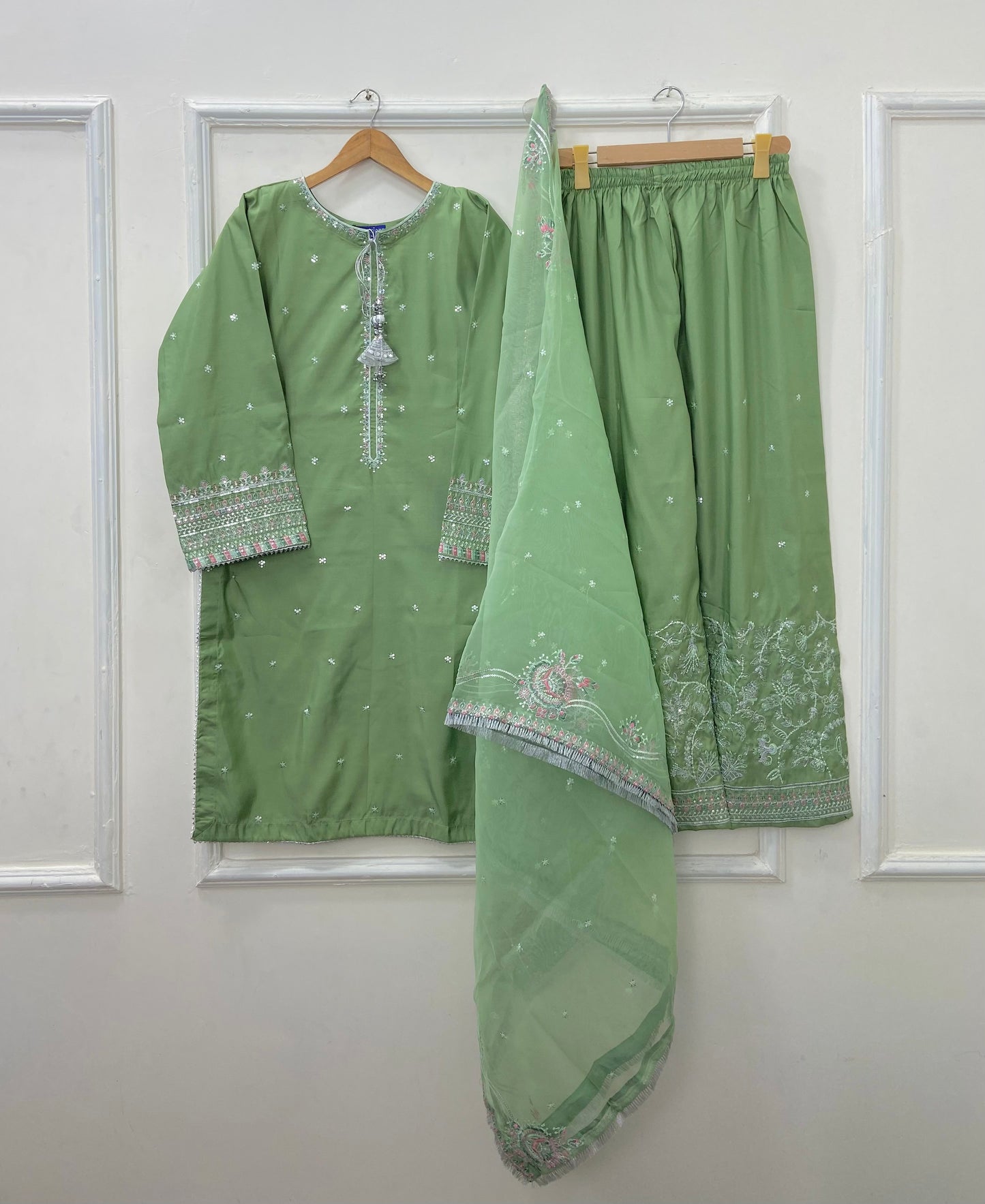 “Dhanak” Embroidered 3PC (Cotton Silk) D-407