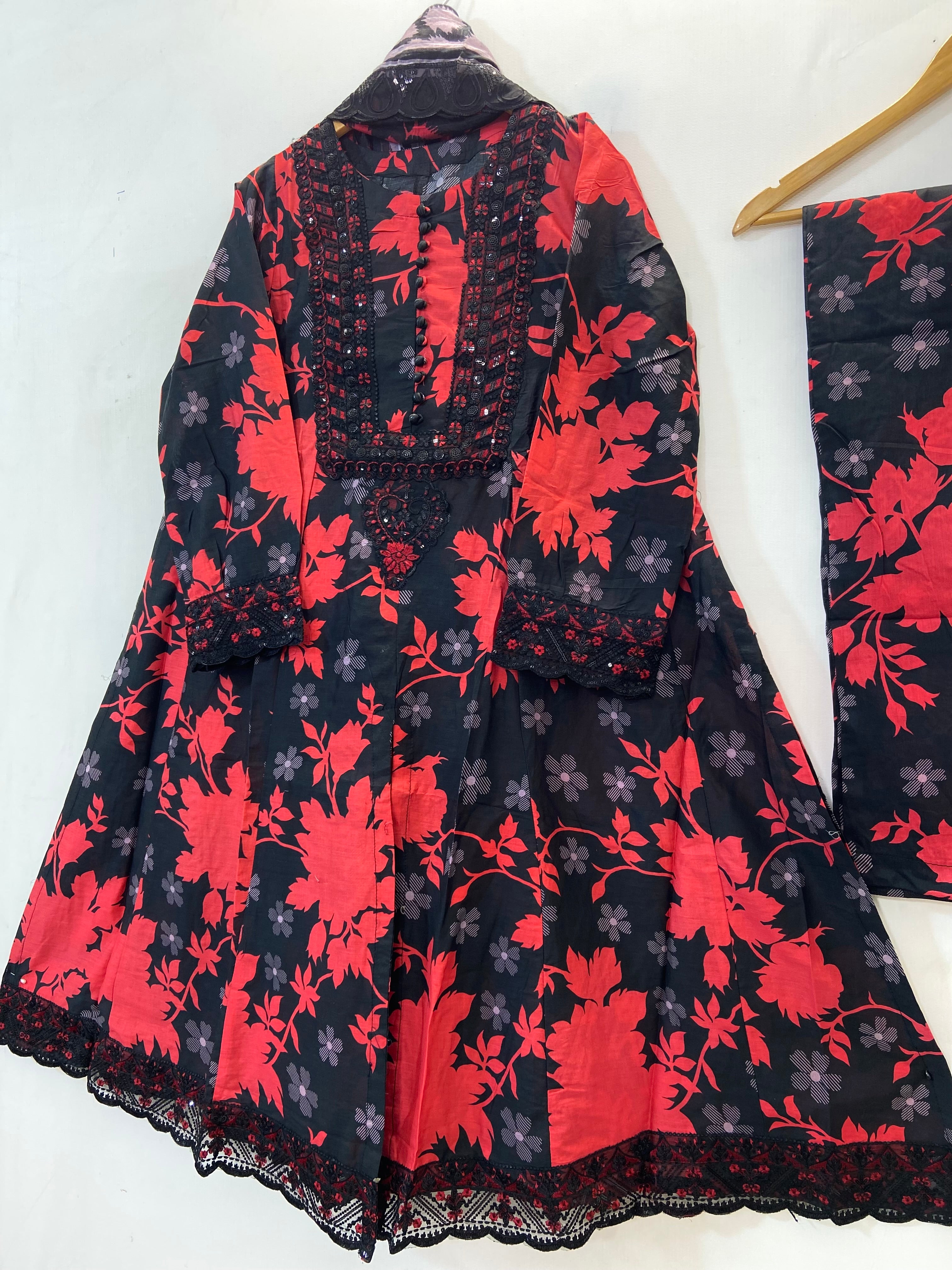 Luxe Sequins Red 3PC (Lawn) 22