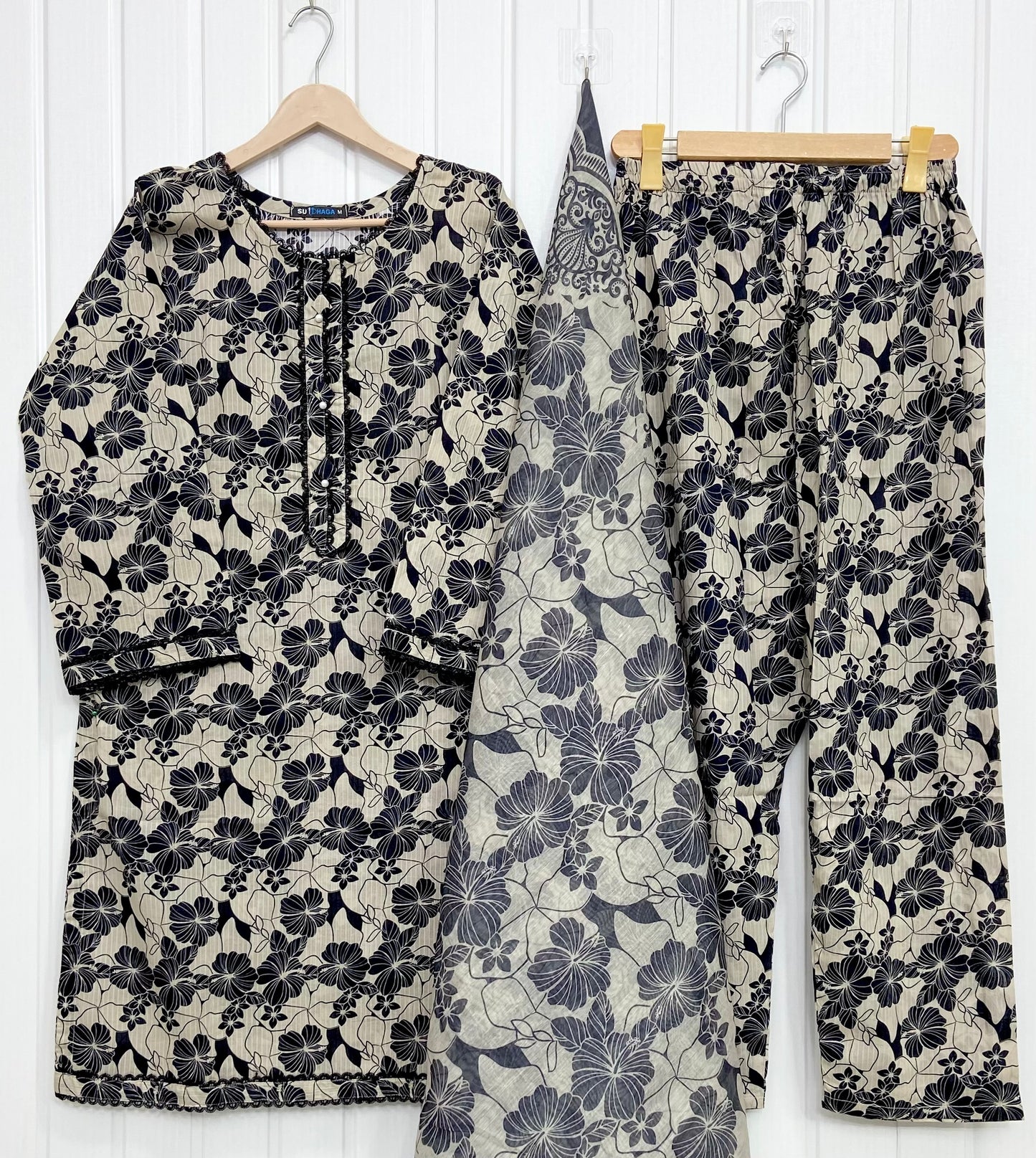 Article no: D-708 Lawn 3 piece