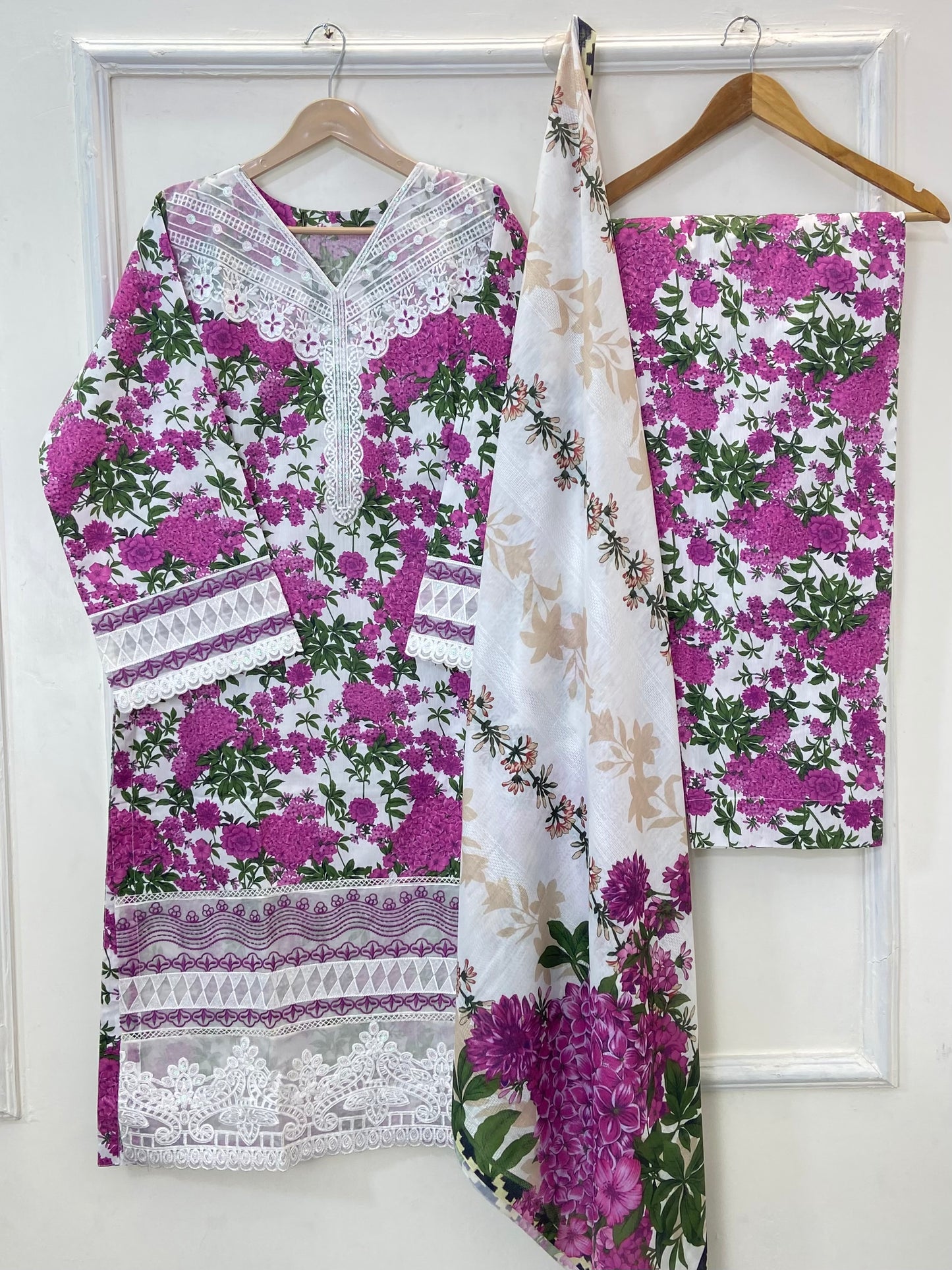 Pastel Lilac Embroidered 3PC (Khaddar) D-270