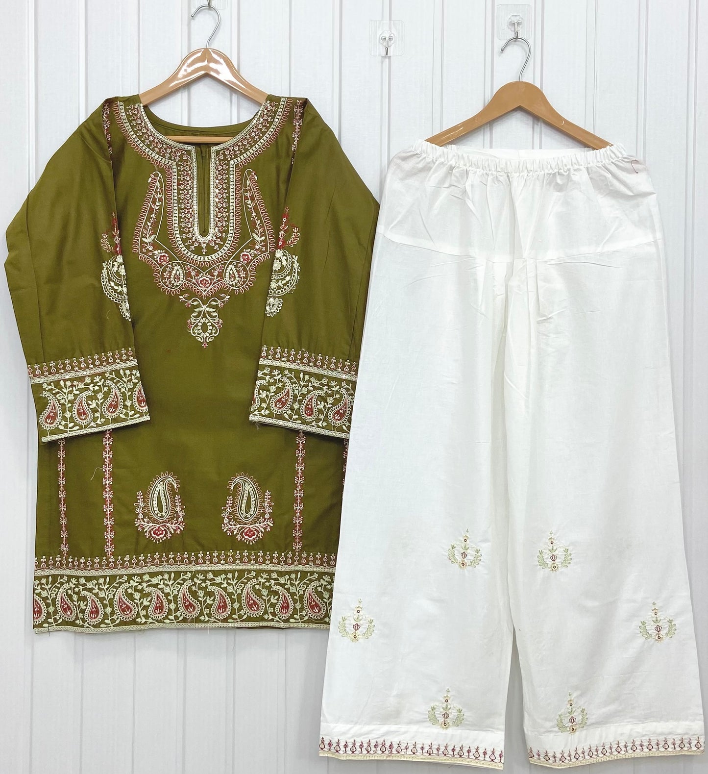 Sophia | Premium Farshi D-807