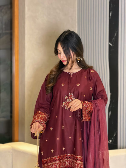 Noori Chicken Kari | D-471 Maroon l