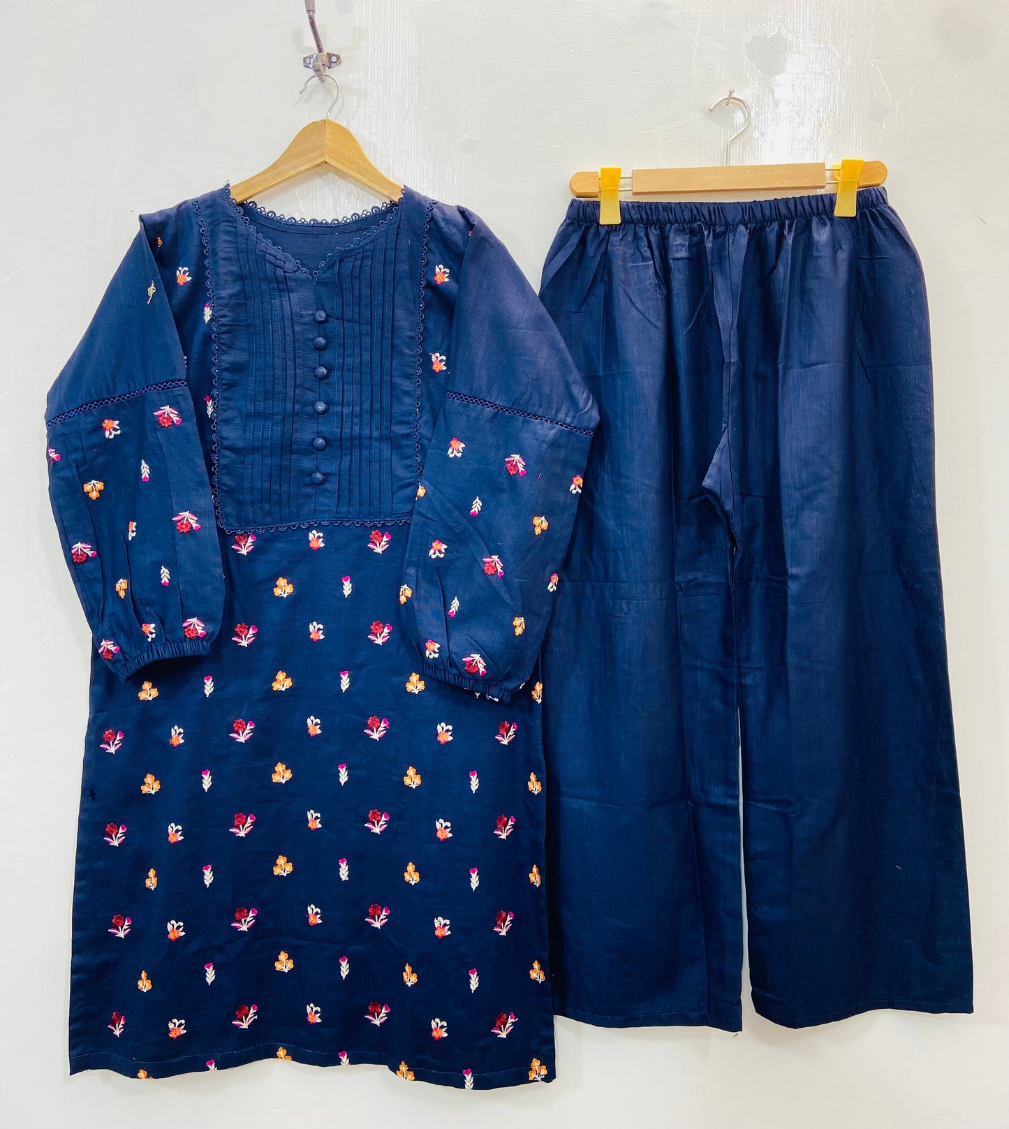 Embroidered Charm 2PC (Khaddar) D-154