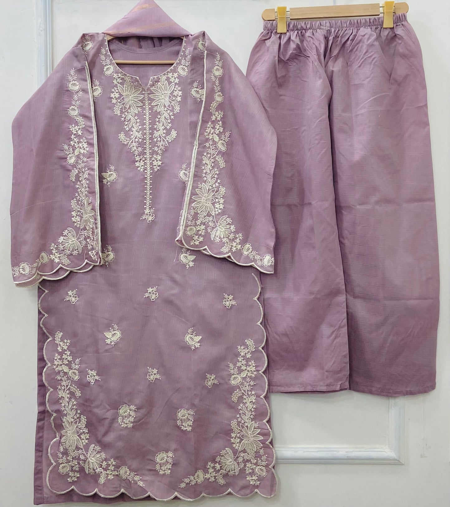 Eid Series: 3PC | Cotton D-548