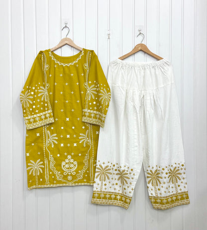 Article: D-1181 Khaddar 2piece