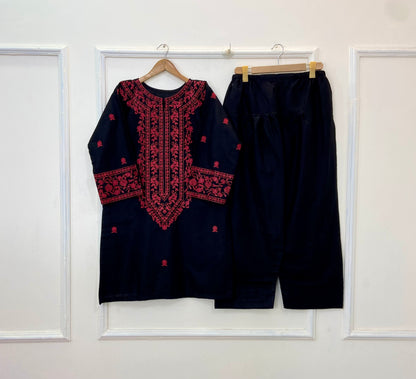 Black Farshi Finesse 2PC (Hot Seller) (Khaddar) D-234
