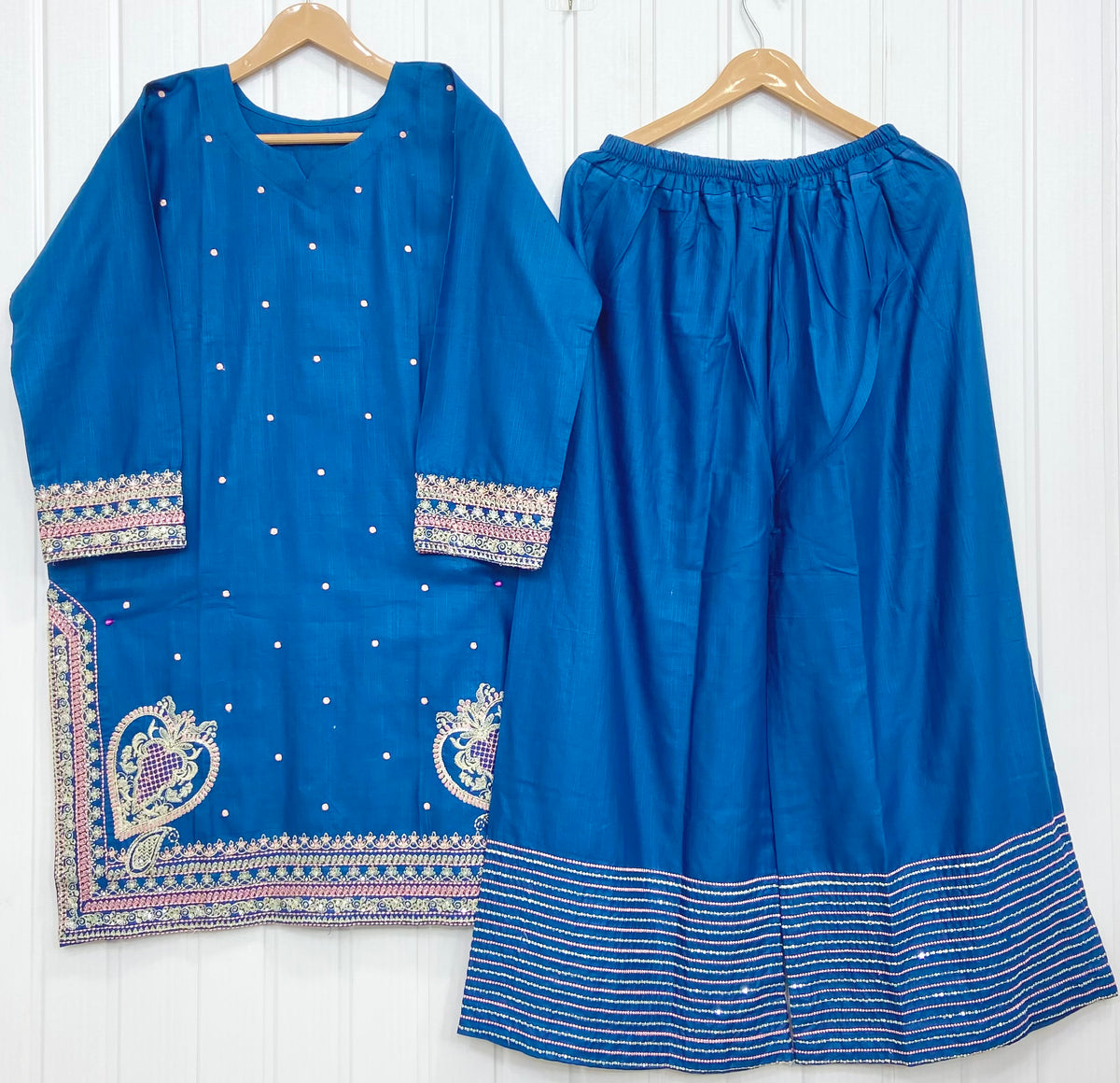 Article No: D-1009 KHADDAR