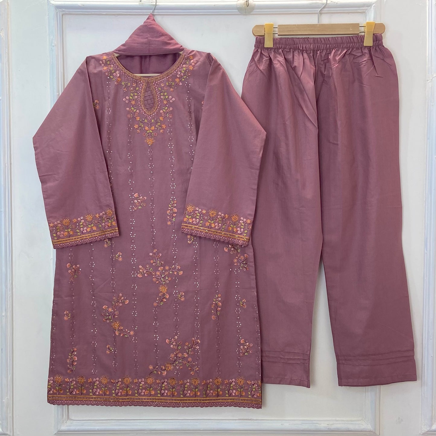 New Winter Edit: 3PC (Doria Cotton) (Hot Seller) D-315