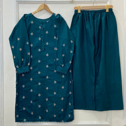 Gorgeous Embroidered 2PC (Khaddar) D-381