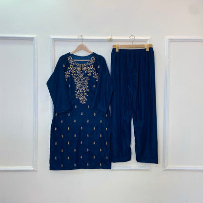 Velvet Festive Attire 2PC (Velvet) D-257